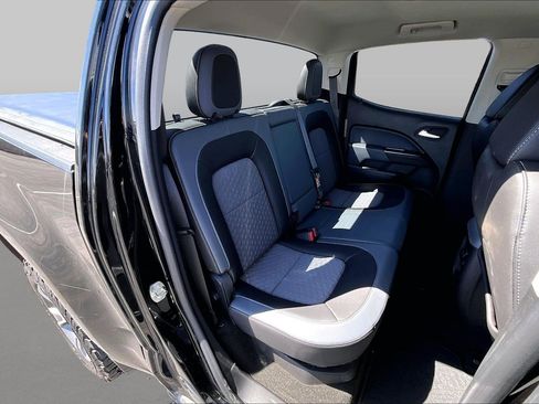 Used 2015 Chevrolet Colorado Z71 image 25