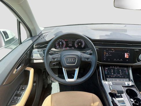 Used 2025 Audi Q7 3.0T Premium AWD/4WD image 19
