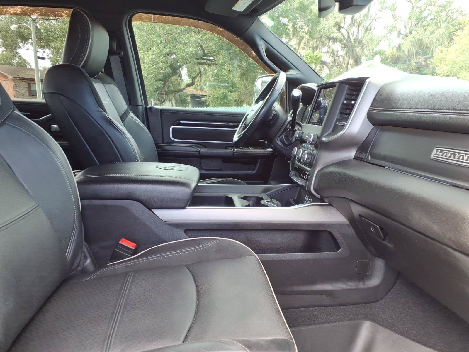 Used 2020 RAM 3500 Laramie AWD/4WD image 11