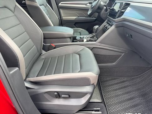 Used 2023 Volkswagen Atlas Cross Sport SEL Premium R-Line AWD/4WD image 14
