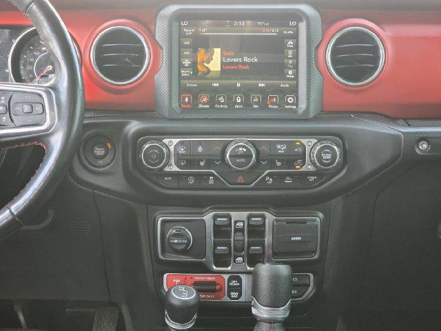 Used 2021 Jeep Wrangler Unlimited Rubicon AWD/4WD image 9