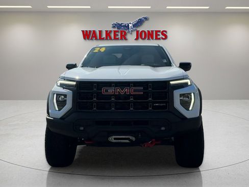 Used 2024 GMC Canyon AT4X w/ AT4X AEV Edition image 12