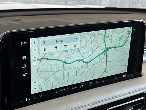 New 2025 Lincoln Aviator Reserve w/ Luxury Package image 19