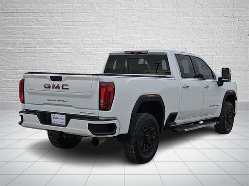 Used 2020 GMC Sierra 2500 Denali w/ Denali Ultimate Package image 4