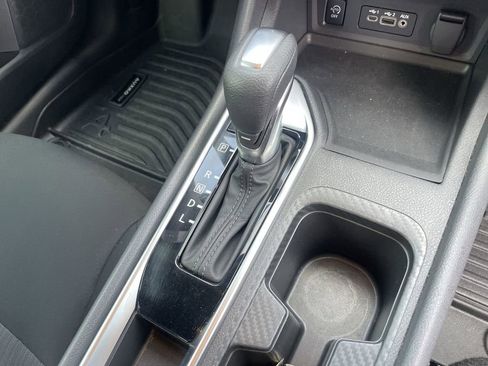 Used 2024 Nissan Sentra SV FWD image 25