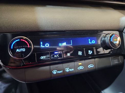 New 2025 Hyundai Elantra Sport image 22