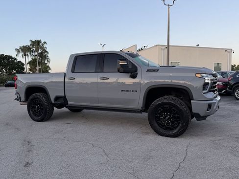 Used 2024 Chevrolet Silverado 2500 LTZ w/ LTZ Plus Package AWD/4WD image 2