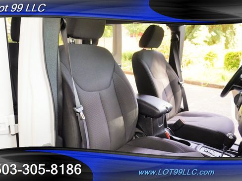 Used 2015 Jeep Wrangler Unlimited Sport w/ Quick Order Package 24S AWD/4WD image 19