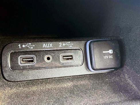 Used 2020 Jeep Grand Cherokee Limited X image 24