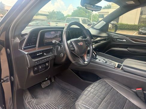 Used 2021 Cadillac Escalade ESV Sport Platinum AWD/4WD image 20