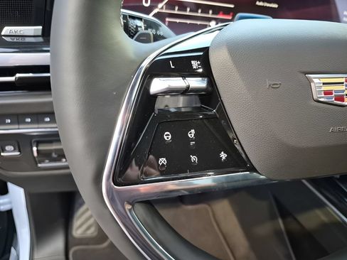 New 2026 Cadillac Escalade ESV Sport AWD/4WD image 35