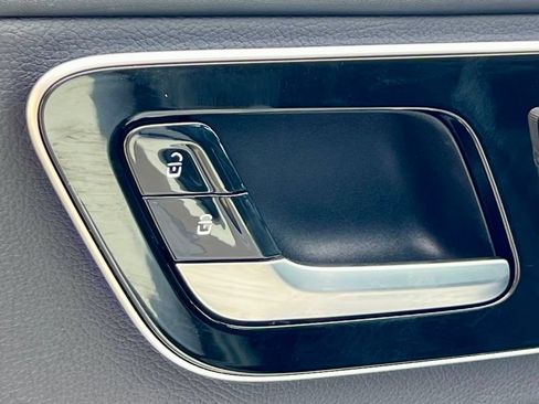 Certified 2023 Mercedes-Benz C 300 4MATIC Sedan image 29