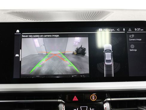 Used 2019 BMW 330i Sedan w/ Convenience Package image 25