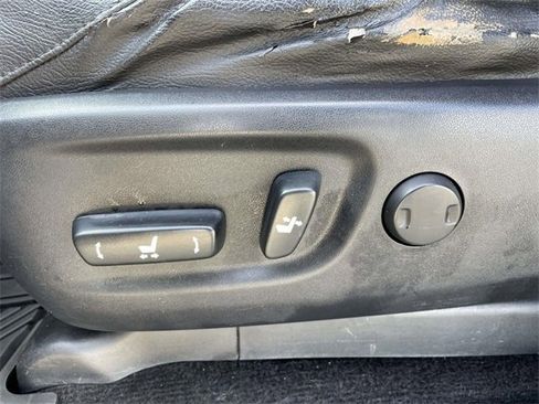 Used 2013 Toyota 4Runner SR5 image 14