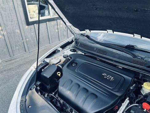 Used 2013 Dodge Dart SXT FWD image 11