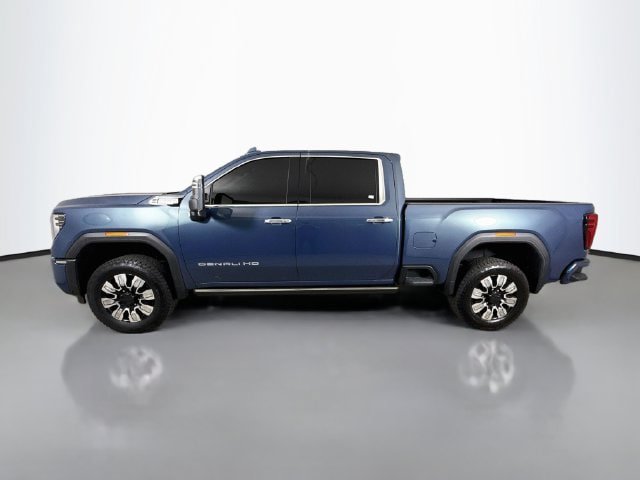 Used 2025 GMC Sierra 2500 Denali w/ Denali Reserve Package AWD/4WD image 4