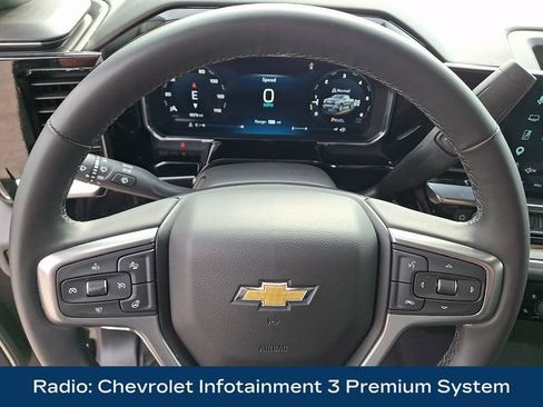 Used 2026 Chevrolet Silverado 1500 LT AWD/4WD image 4