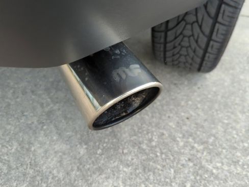 Used 2018 Cadillac Escalade Luxury image 11