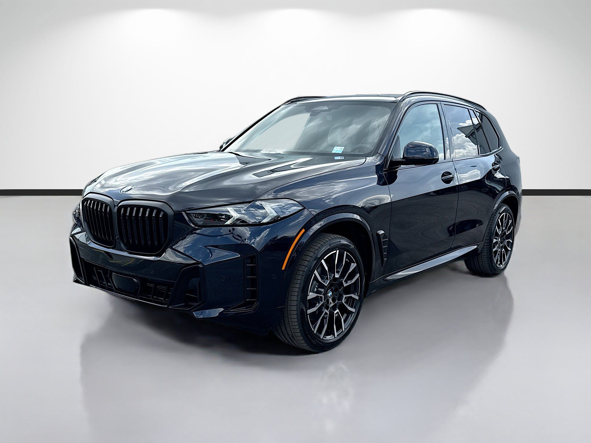 New 2026 BMW X5 xDrive40i w/ M Sport Package AWD/4WD image 7