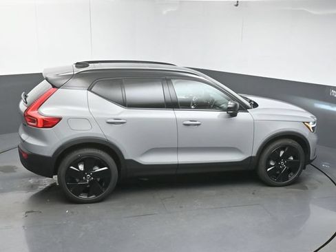 New 2026 Volvo XC40 B5 Ultra w/ Protection Package Premier AWD/4WD image 48