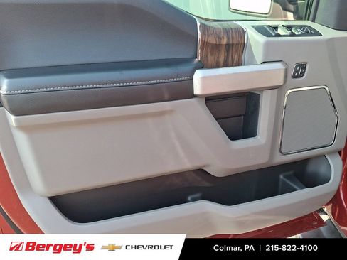 Used 2020 Ford F150 Lariat w/ Equipment Group 502A Luxury AWD/4WD image 15
