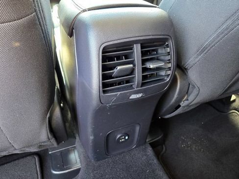 Certified 2022 Ford Escape SE w/ SE Sport Appearance Package FWD image 15