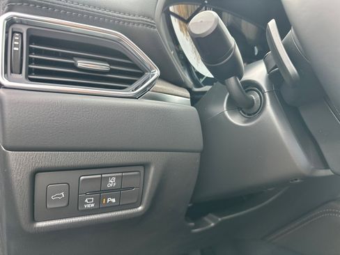 New 2025 MAZDA CX-5 Signature image 36