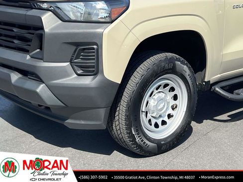 Certified 2023 Chevrolet Colorado W/T w/ Technology Package AWD/4WD image 9