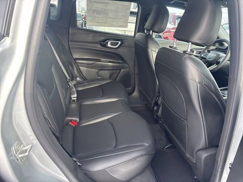 New 2026 Jeep Compass Limited image 11