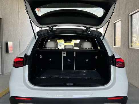 Used 2026 Mercedes-Benz GLC 300 4MATIC image 28