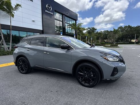 Used 2023 Nissan Murano SV w/ SV Midnight Edition Package FWD image 6