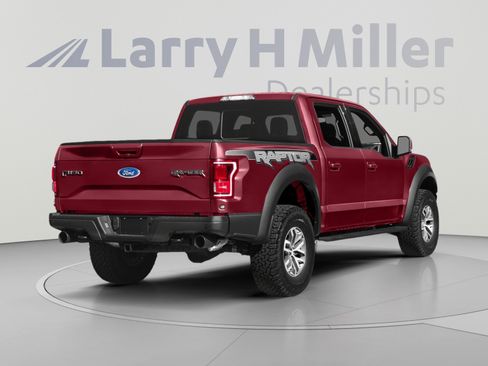 Used 2017 Ford F150 Raptor w/ Equipment Group 802A Luxury AWD/4WD image 2