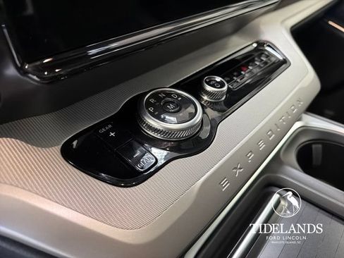 Certified 2025 Ford Expedition Active RWD image 29