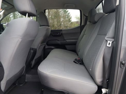 Used 2020 Toyota Tacoma SR w/ SR Convenience Package image 11