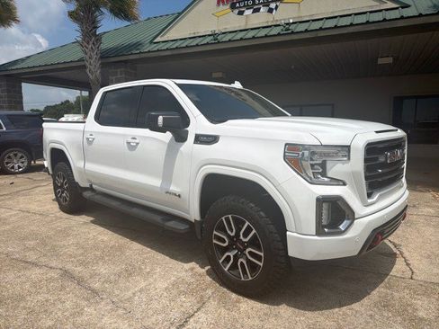Used 2020 GMC Sierra 1500 AT4 w/ AT4 Premium Package AWD/4WD image 3