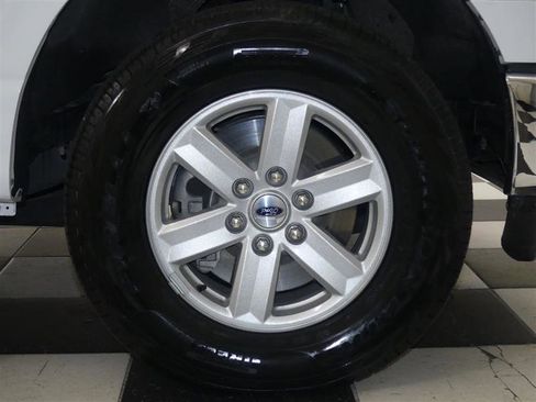 Used 2023 Ford F150 XLT w/ Trailer Tow Package image 30