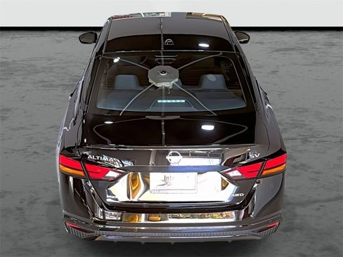 Certified 2024 Nissan Altima 2.5 SV image 3