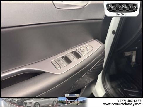 Used 2022 Hyundai Palisade SEL w/ 8P Bench Seat Package AWD/4WD image 13