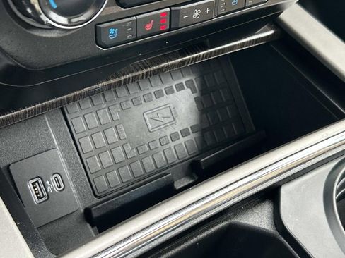 Used 2021 Ford F250 Lariat w/ Lariat Ultimate Package image 35