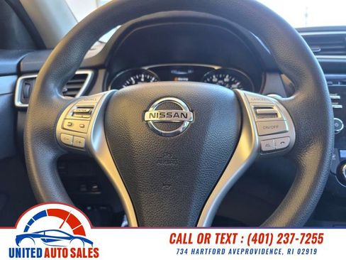 Used 2015 Nissan Rogue SV AWD/4WD image 16