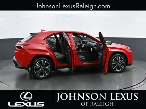 New 2025 Lexus UX 300h FWD image 32