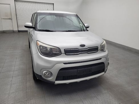 Used 2018 Kia Soul + FWD image 14