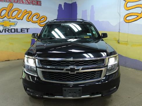 Used 2019 Chevrolet Tahoe LT w/ Z71 Midnight Edition AWD/4WD image 3