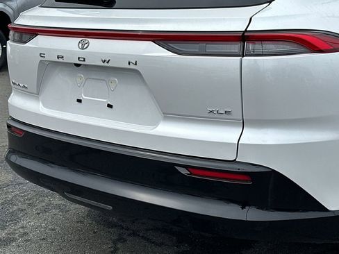 New 2026 Toyota Crown Signia image 5