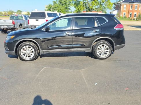 Used 2015 Nissan Rogue SV w/ SV Moonroof Package AWD/4WD image 4