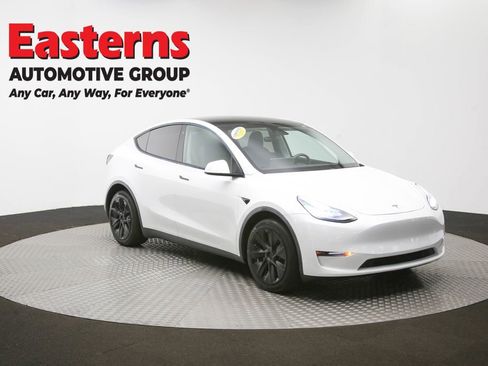 Used 2020 Tesla Model Y Long Range image 46