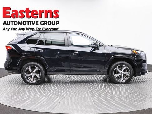 Used 2022 Toyota RAV4 SE AWD/4WD image 4