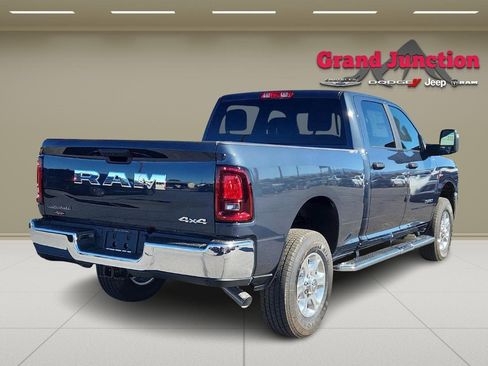 New 2026 RAM 2500 Big Horn AWD/4WD image 5