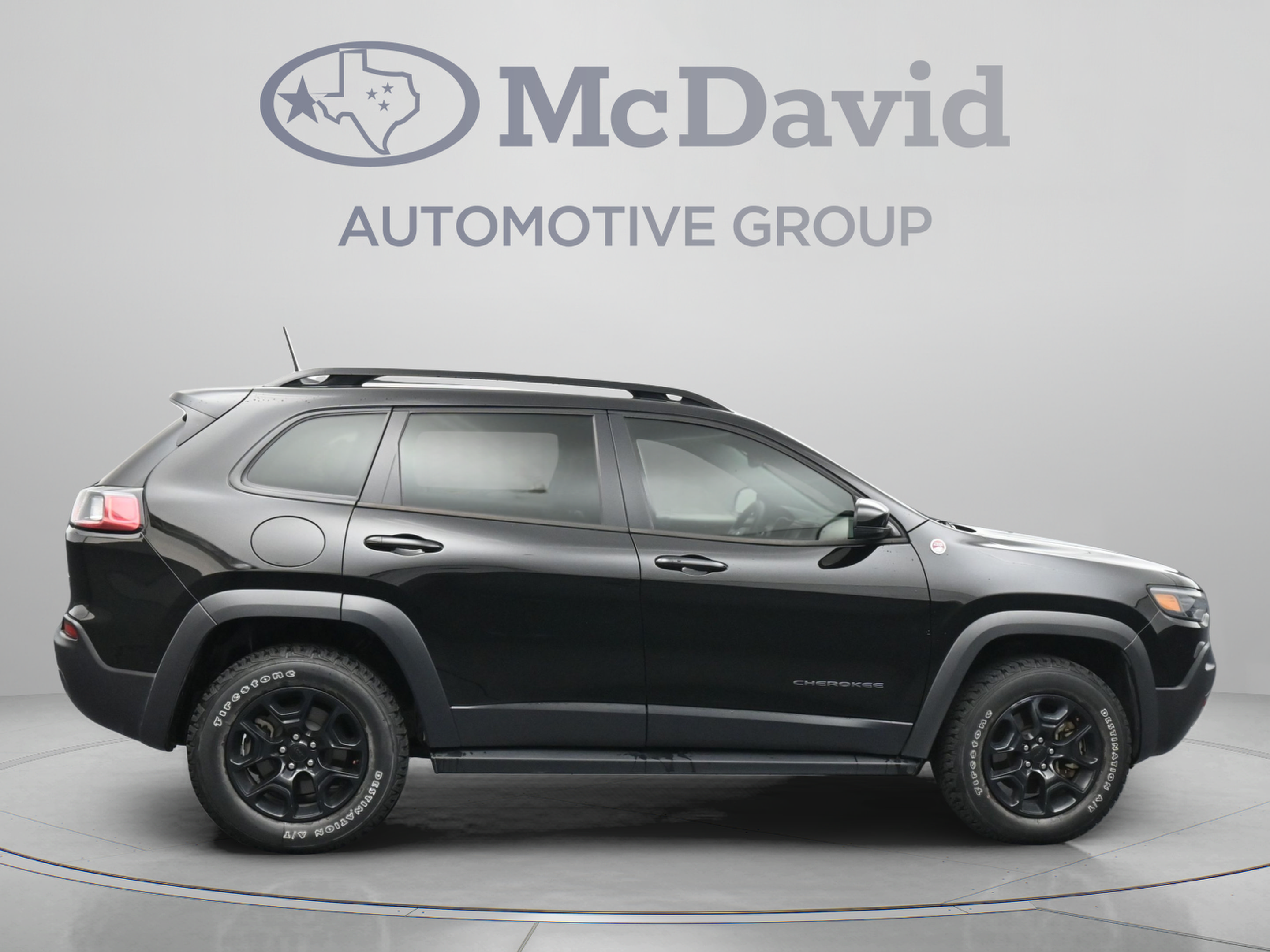 Used 2022 Jeep Cherokee Trailhawk w/ Sound & Nav Group AWD/4WD image 9