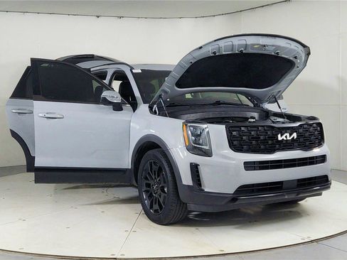 Used 2022 Kia Telluride EX w/ EX Premium Package image 9